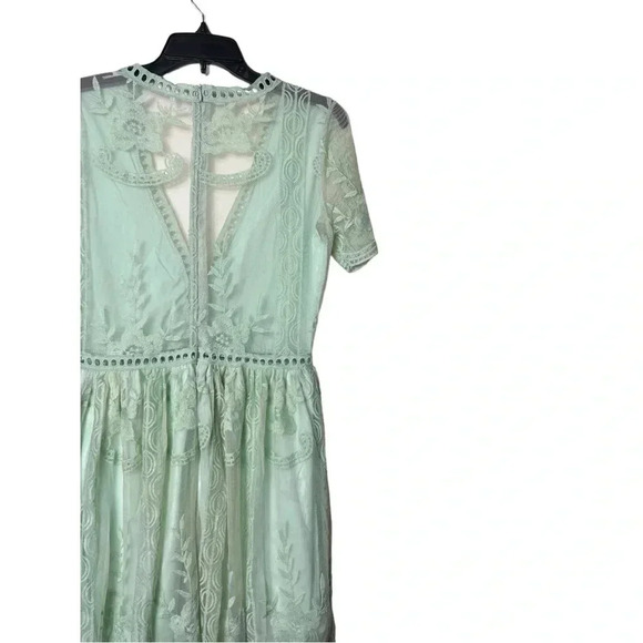 1733. UNBRANDED LACE MAXI LENGTH DRESS SIZE MEDIUM MINT GREEN IN COLOR EMBROIDER - Picture 8 of 10
